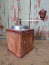 Brocante houten koffiemolen
