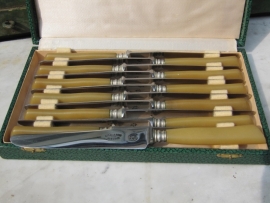 Ancient brocante 12 piece knife set
