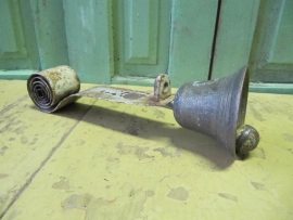 Oude winkel deurbel