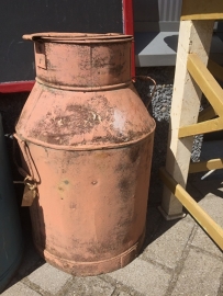 Brocante gekleurde zinken ton