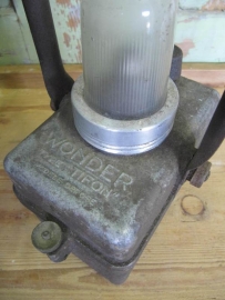 Old French Lantern type Wonder