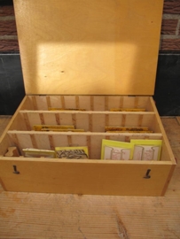 Vintage houten kist met 1 greep