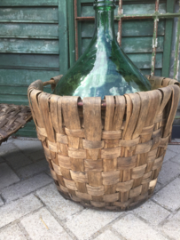 Oude fles Dame Jeanne XL met mand