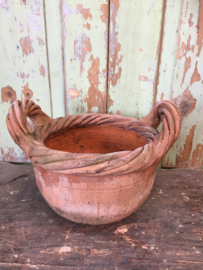 Set old terracotta pots