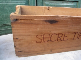 Old wooden sugar transportbox
