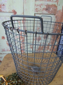 Brocante metalen mand