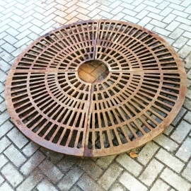 Brocante gietijzeren boomrooster