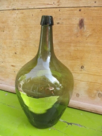 Oude groene gistfles.
