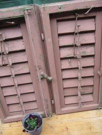 Set of shutters in old pink