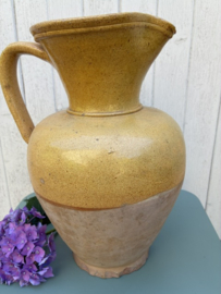 Brocante Franse aardewerk vaas/kan