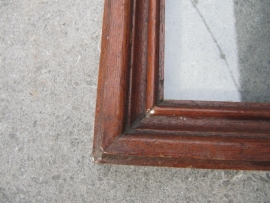 Dark brown oak list