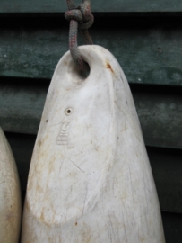 Oude leuke kunststof stootkussen set voor een boot