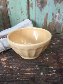 Brocante aardewerk kom