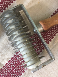 Brocante rasterroller/deegsnijder