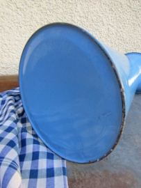Franse grote blauwe emaille waterkan