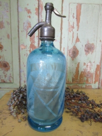 Old blue seltzerbottle