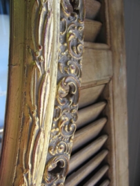 Very beautiful oval mirror