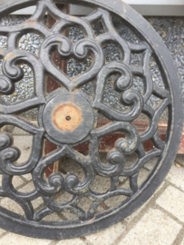 Brocant gietijzeren ornament