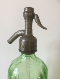Oude felgroene Franse spuitfles