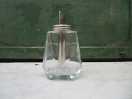 Brocante sugar caster tight fit