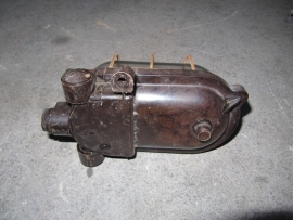 Oude Franse brocante kooi-stallamp met bakelite voet