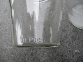 Oude glazen jampot inhoud ± 400ml