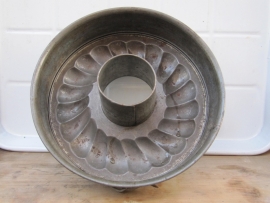 Brocante springvorm met geribbelde bodem