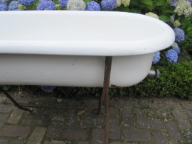 Brocante emaille babybad met standaard