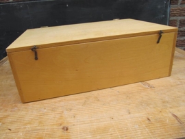 Vintage houten kist met 1 greep