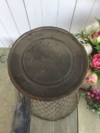 Brocante metalen prullenmand