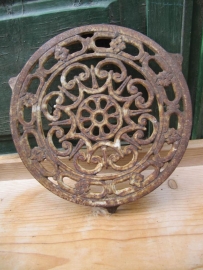 French cast iron rest