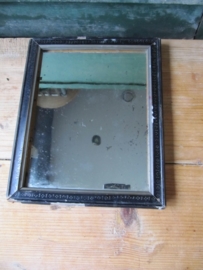 Antiek zwart spiegeltje