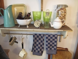 Mooie hele oude brocante vergiet op sierpootjes