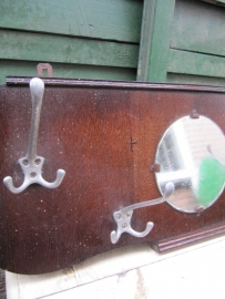 Brocante wooden coat rack with mirror and 4 hooks.