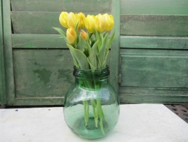 Brocante groen glazen pot of vaas van het merk Viresa