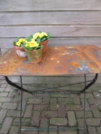 Frans brocante groene metalen klaptafel.