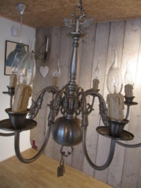 Brocante chandelier