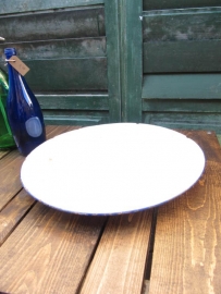 Enamel round tray
