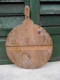 Leuke brocante Roemeense ronde snijplank met handgreep