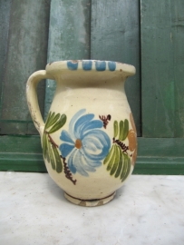 Hungarian can with flowers