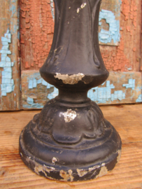 Brocante gietijzeren zwarte tuinvaas