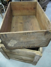 Grote houten kist