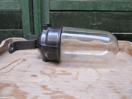 Brocante shed light on feet