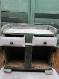 Leuk oud houten kinder- of nachtkastje