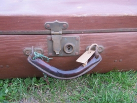 Brocante Franse koffer met koperen beslag