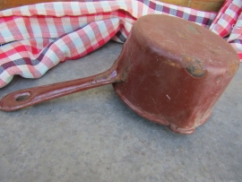 Frans bruin oud emaille klein steelpannetje