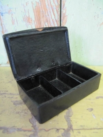 Oud postzegeldoosje