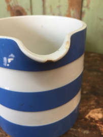 Old stoneware can