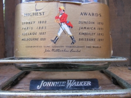 Johnnie Walker bottle of 4,5 liters pour scaffold
