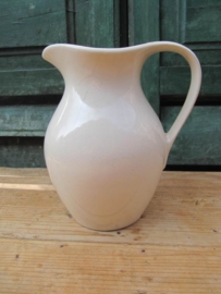 Brocante pottery can